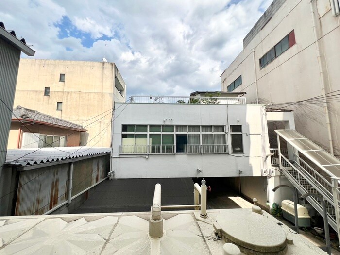 物件内観写真22　(室内からの展望)