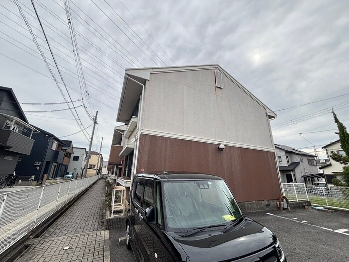 物件外観写真3　(外観写真)