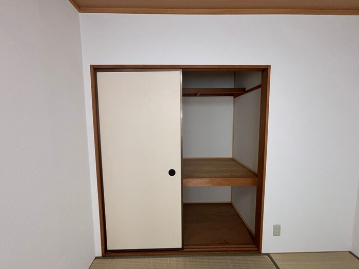物件内観写真17　(収納)