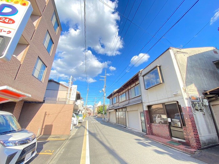 物件外観写真6　(周辺環境)