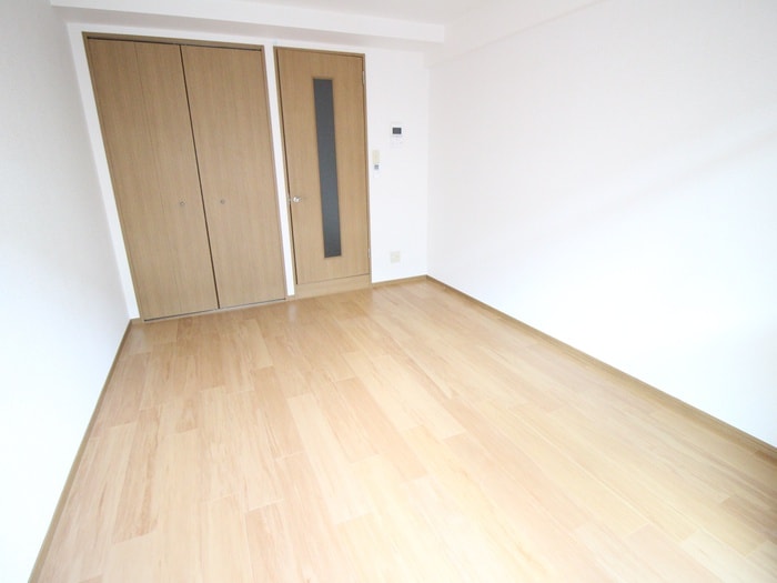 物件内観写真4　(居室)