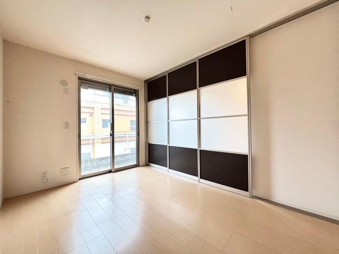 物件内観写真7　(居室)