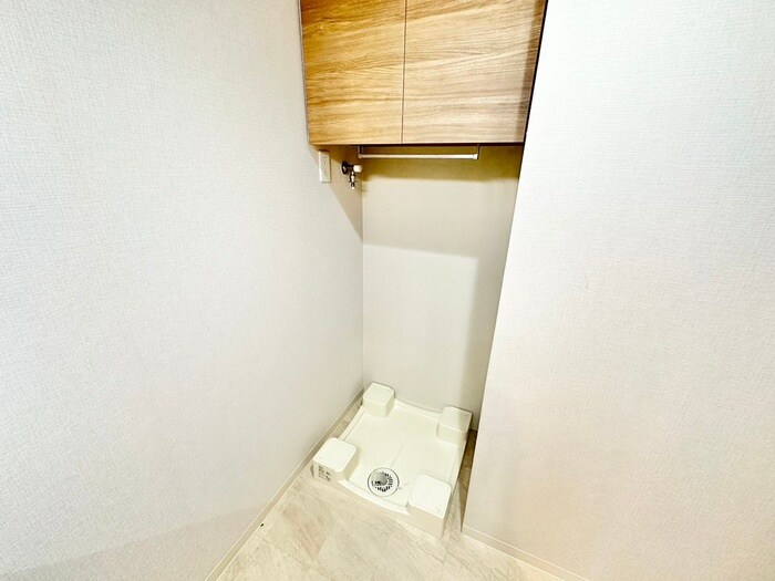 物件内観写真16　(洗濯機置場)