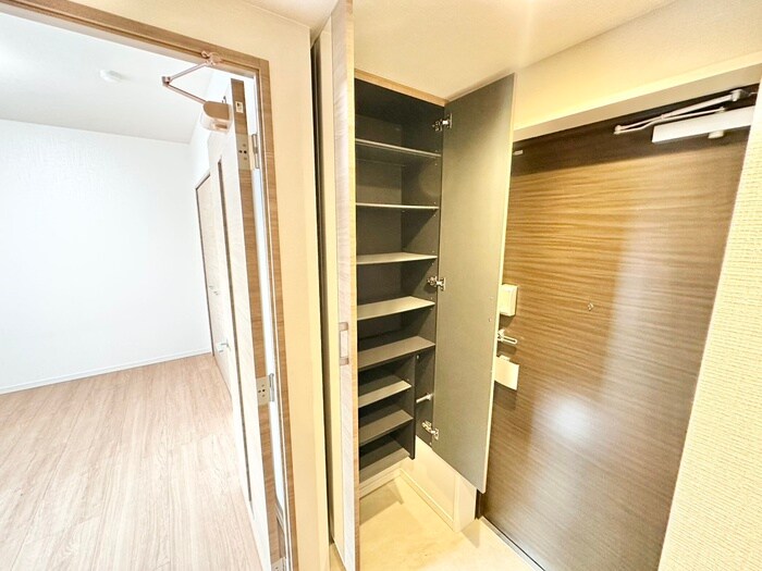 物件内観写真19　(靴箱)