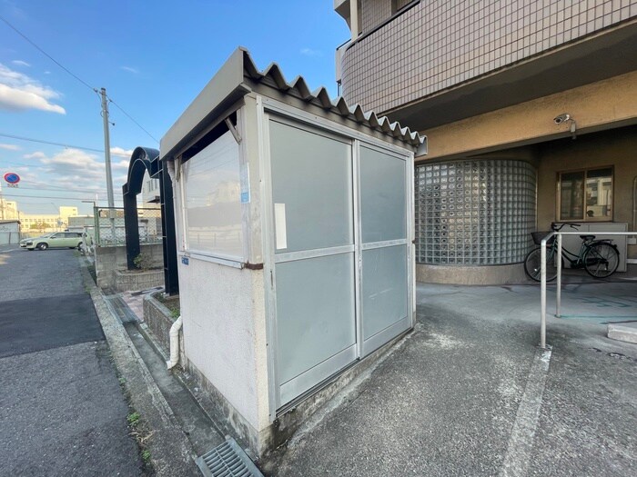 物件外観写真4　(建物設備)