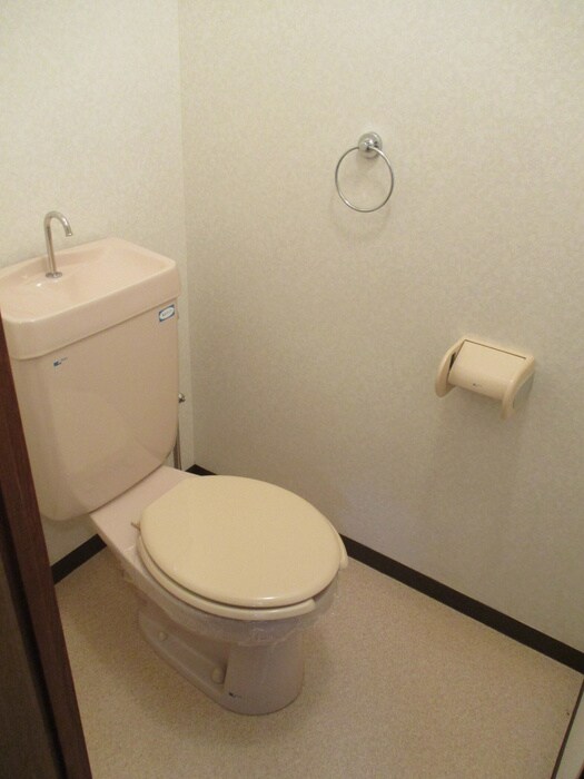 物件内観写真11　(トイレ)