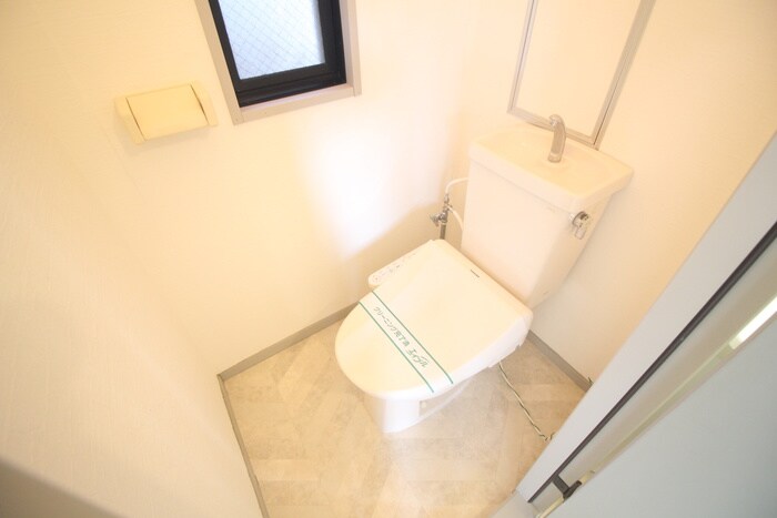 物件内観写真10　(トイレ)