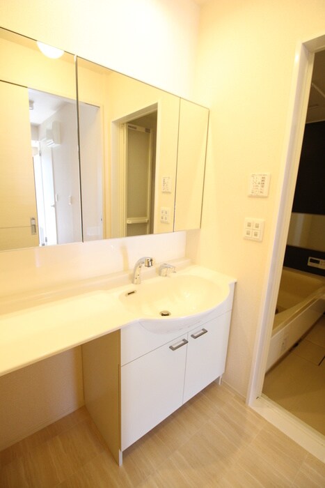 物件内観写真14　(洗面)