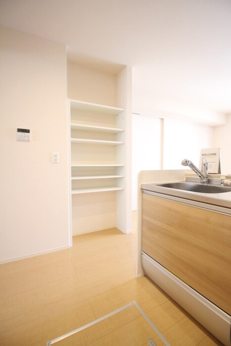 物件内観写真17　(収納)