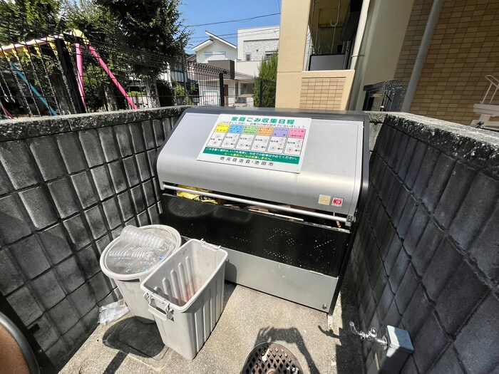 物件外観写真6　(建物設備)