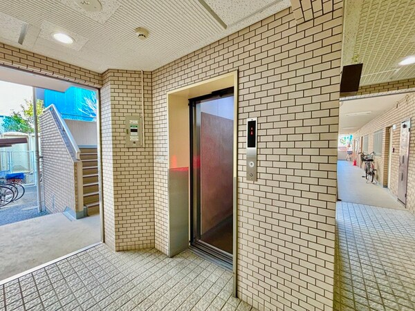 エントランス部分