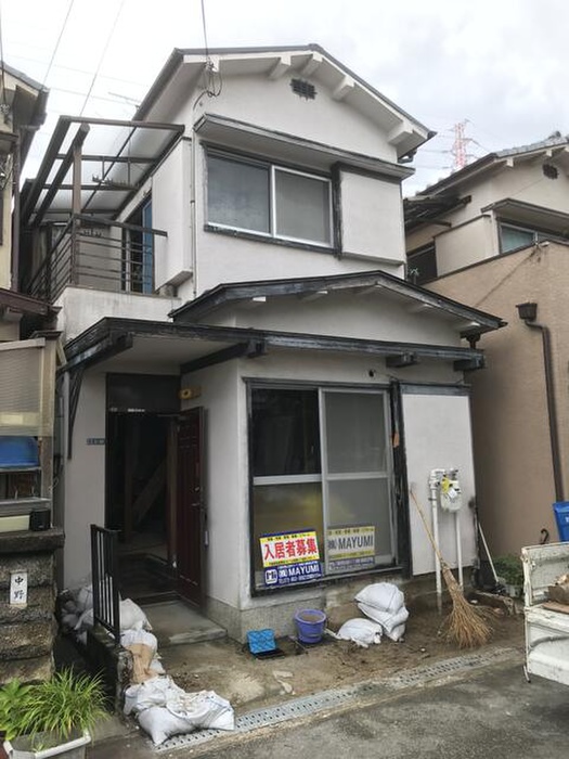 河北西町貸家