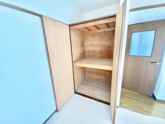 物件内観写真10　(収納)