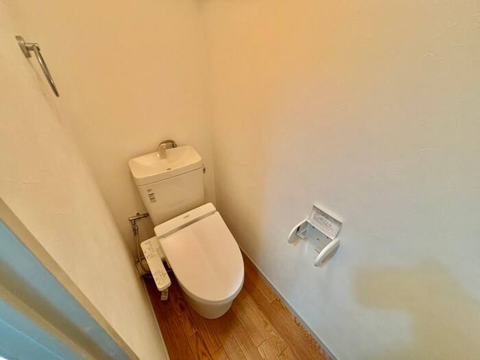 物件内観写真10　(トイレ)