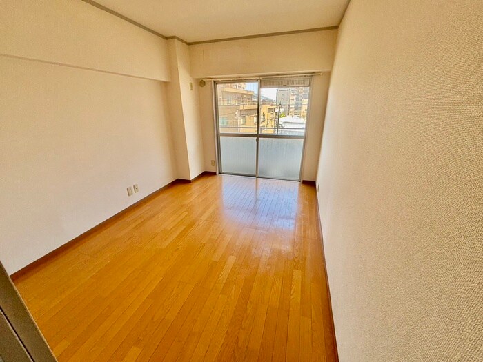 物件内観写真19　(居室)