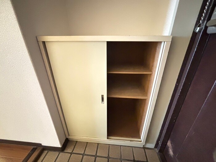 物件内観写真18　(靴箱)
