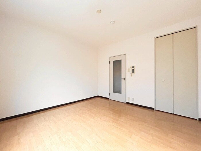 物件内観写真22　(居室)