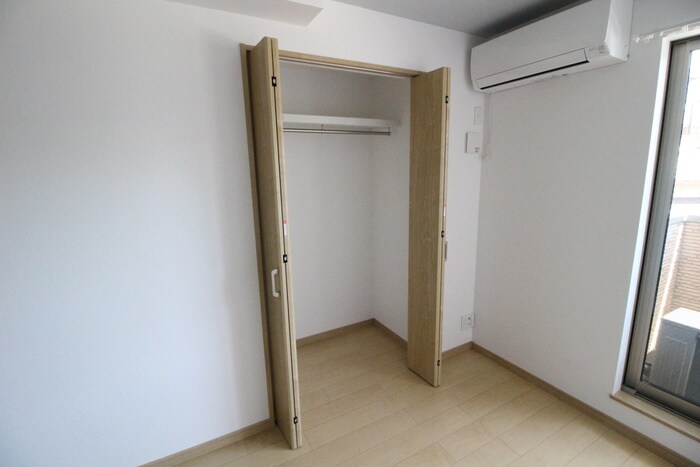 物件内観写真12　(収納)