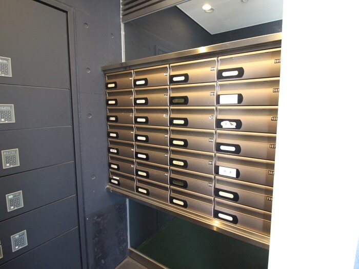 物件外観写真4　(建物設備)