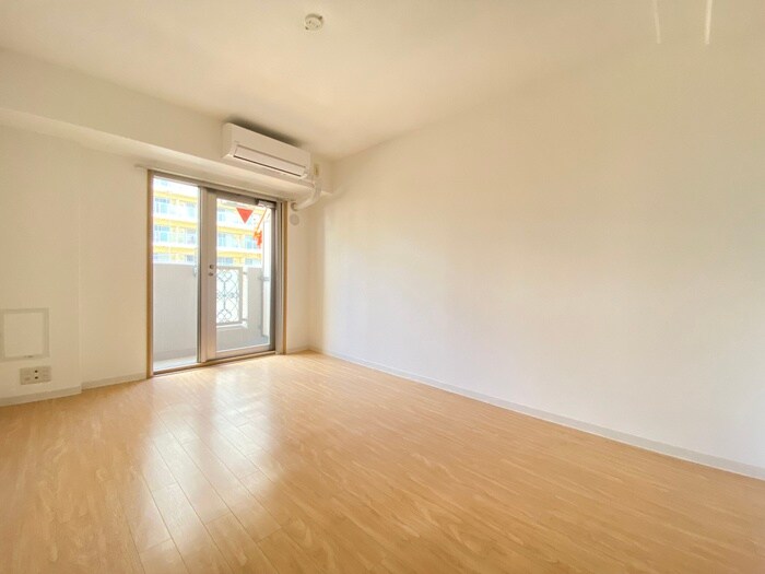 物件内観写真1　(居室)