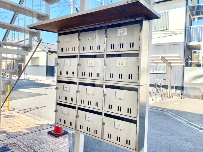 物件外観写真4　(建物設備)