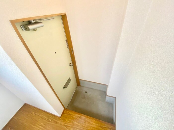 物件内観写真19　(玄関)