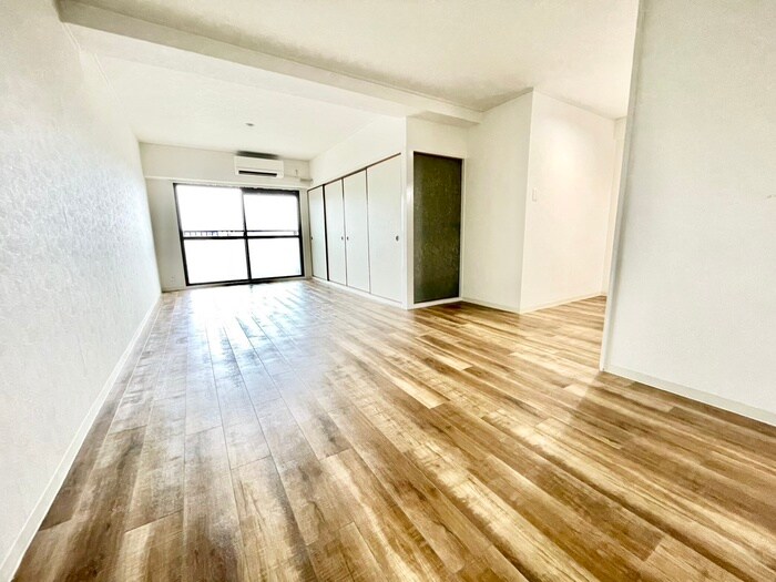 物件内観写真8　(居室)