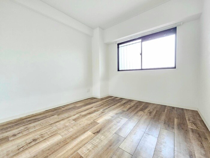 物件内観写真12　(居室)