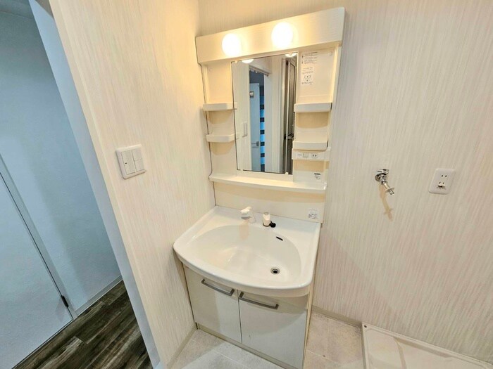 物件内観写真15　(洗面)