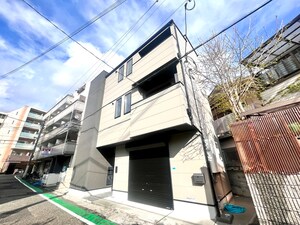ザ・アパートメント今津外観写真