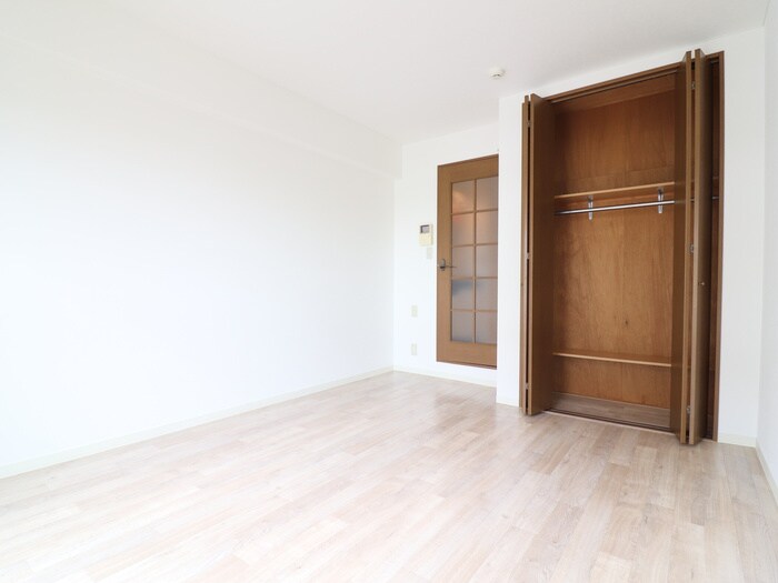 物件内観写真15　(居室)