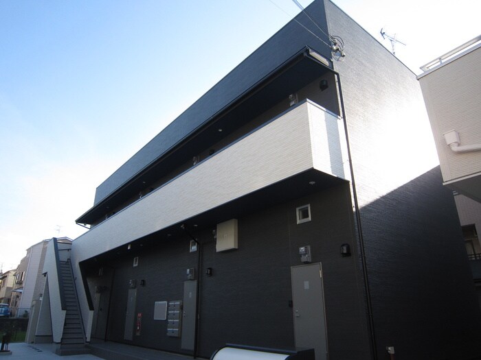 物件外観写真1　(外観写真)