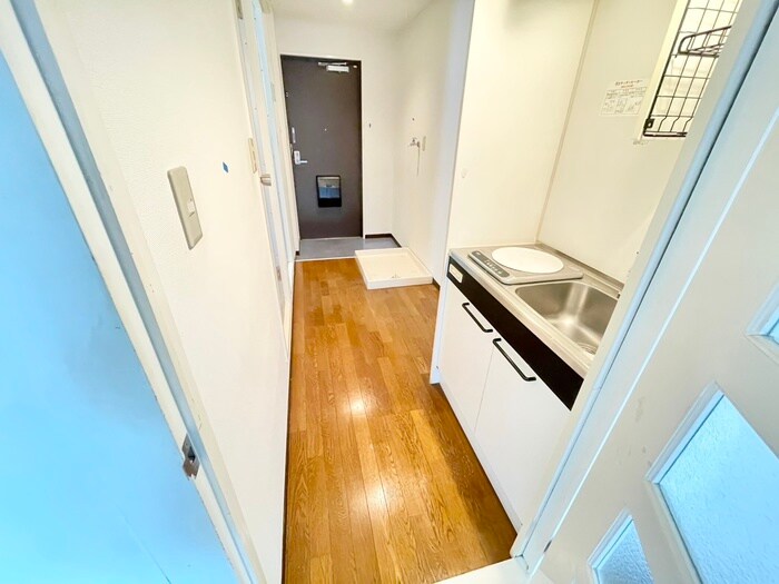 物件内観写真14　(廊下)