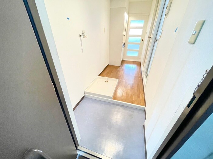 物件内観写真19　(玄関)