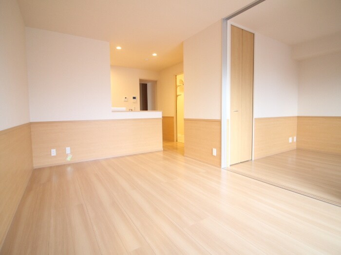 物件内観写真12　(内観写真)