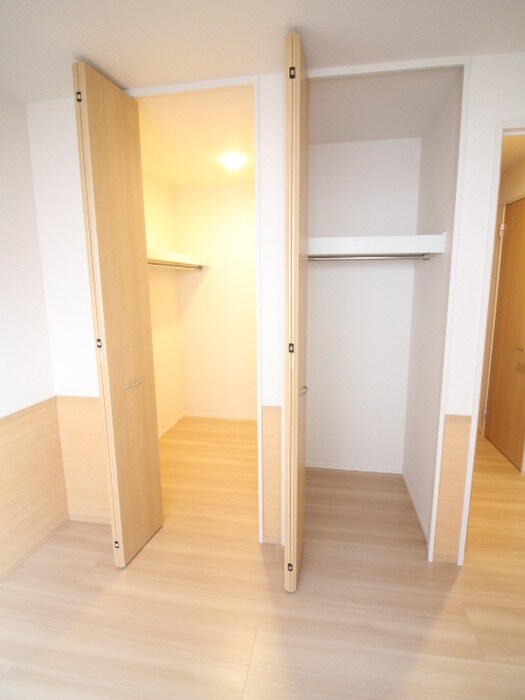 物件内観写真13　(収納)