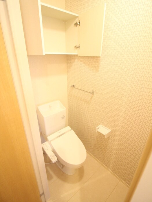 物件内観写真16　(トイレ)