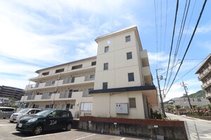 本宮ハイツ外観写真