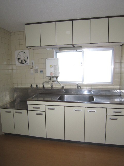 物件内観写真8　(キッチン)