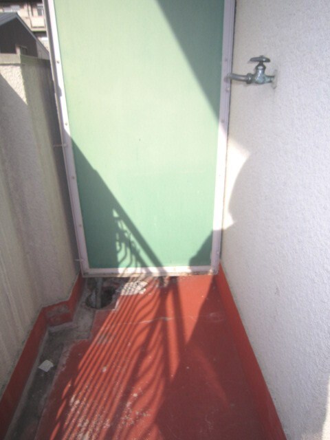 物件内観写真11　(洗濯機置場)