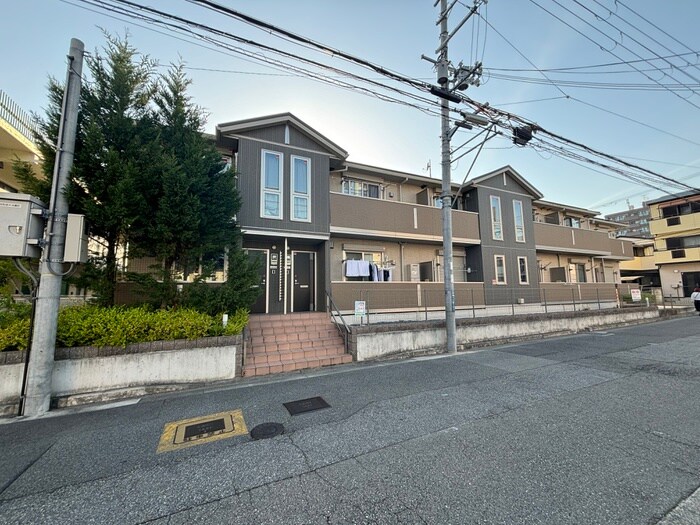 物件外観写真2　(外観写真)