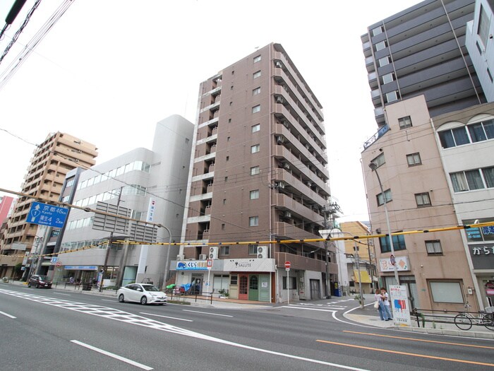 物件外観写真1　(外観写真)