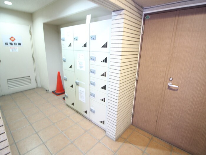 物件外観写真4　(建物設備)