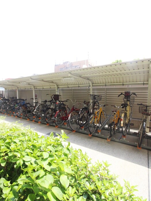 物件外観写真6　(駐輪場)