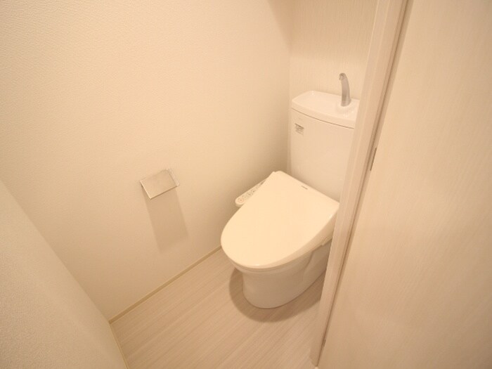 物件内観写真12　(トイレ)