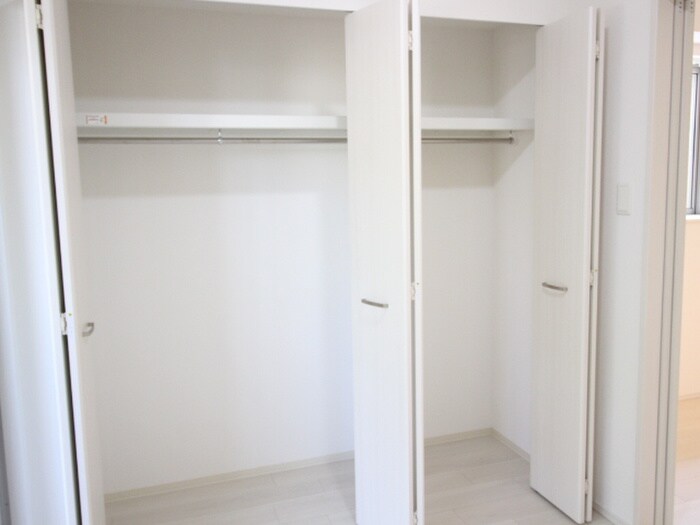 物件内観写真15　(収納)