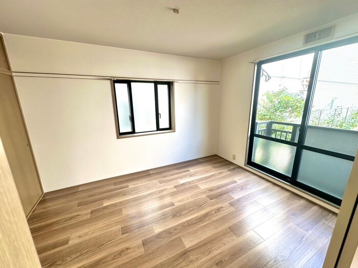 物件内観写真7　(居室)