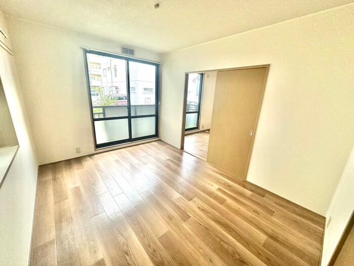 物件内観写真9　(居室)