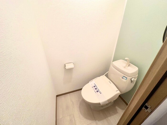 物件内観写真15　(トイレ)