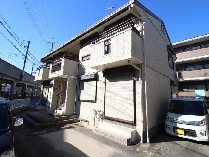 ララトピアB棟